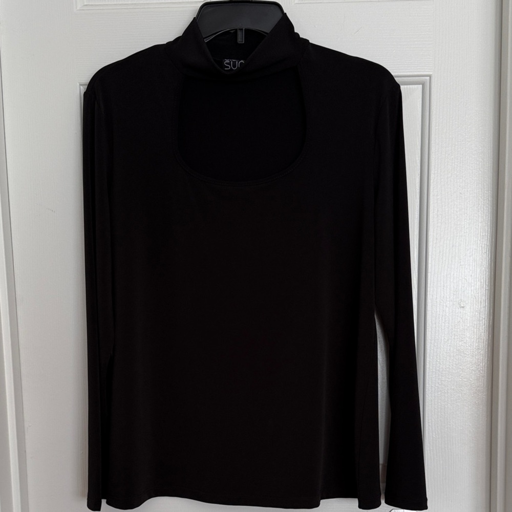 CLARA SUNWOO Black Long-Sleeve Cutout Turtleneck